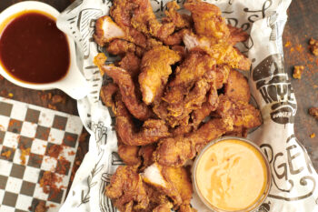Tenders with dripping sauce