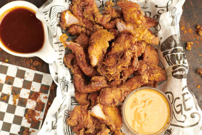 Tenders with dripping sauce